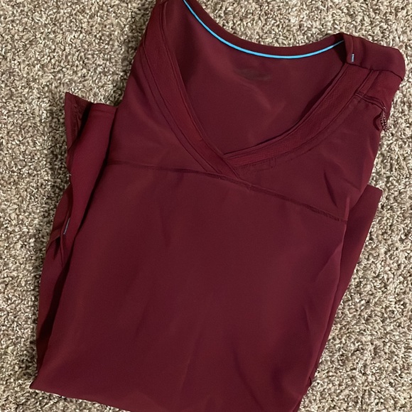 Scrub top - Picture 1 of 1